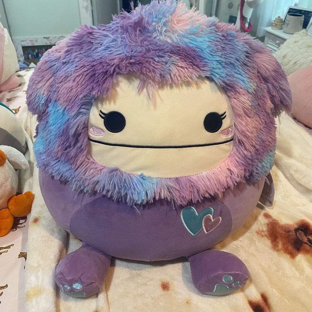 Squishmallow 16" EDEN Purple Bigfoot Valentines Day Yeti Metallic Hearts